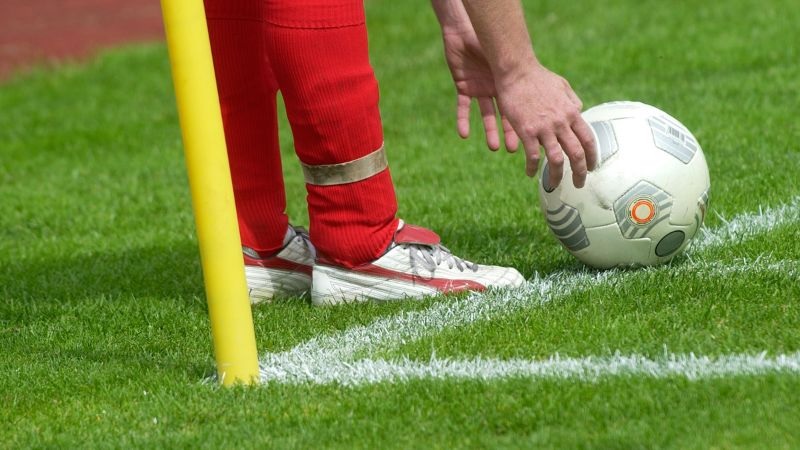 cach-da-hau-ve-san-11-nguoi-de-dang-danh-bai-doi-thu-da-phat-va-goc